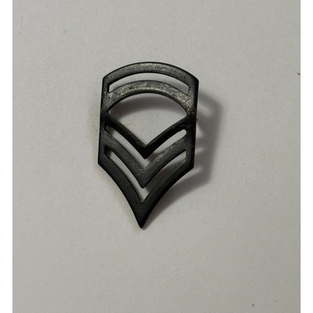 Vintage WWII US Army Staff Sergeant Rank Lapel Hat Pin V-GI Insignia US
